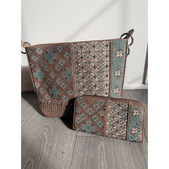Montana West Handbags - Montana West Brown & Turquoise Embroidered Studded Hobo Purse Wallet Set